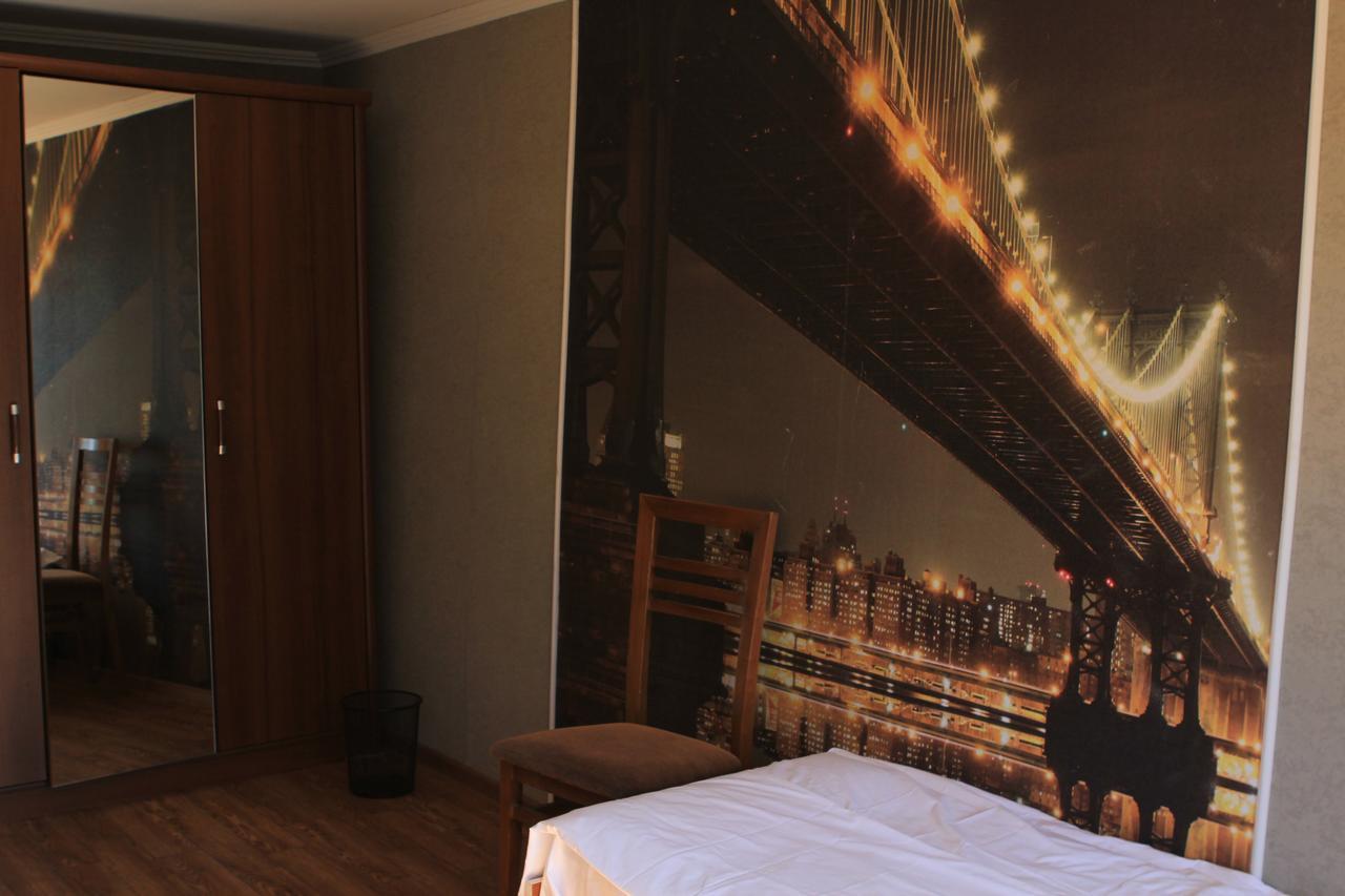 بيشكيك Holiday Hostel House المظهر الخارجي الصورة